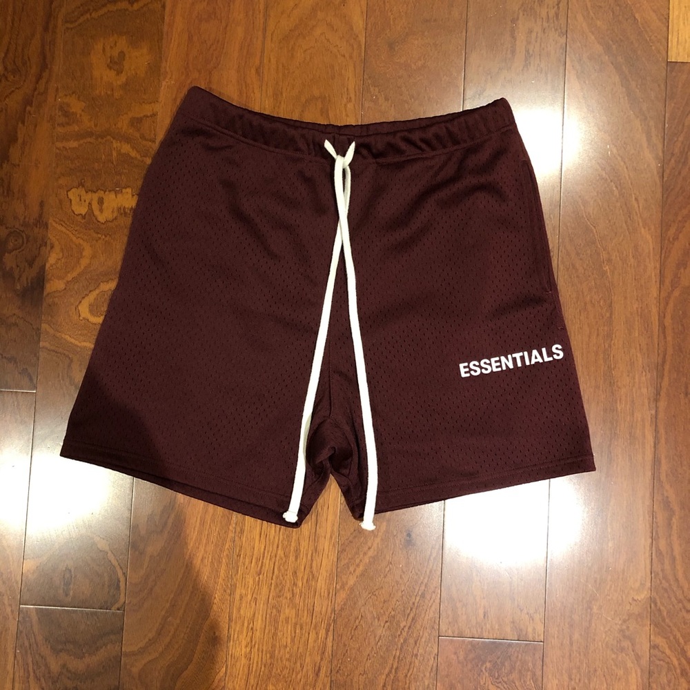 FOG ESSENTIALS (Fear Of God) BASKETBALL SHORTS
